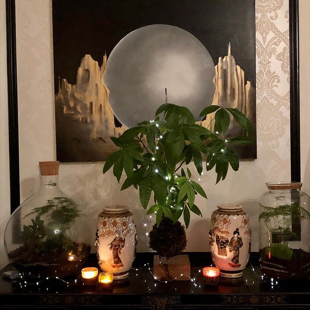Happy 2021 #wishingyouallthebest #moregreen #kokedama #terrarium #urbanjungle #gogreen #plantsplantsplants #plantsmakepe