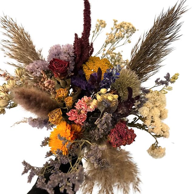 Longing for spring#getsomecolourinyourlife #driedflowers #driedflowerbouquet